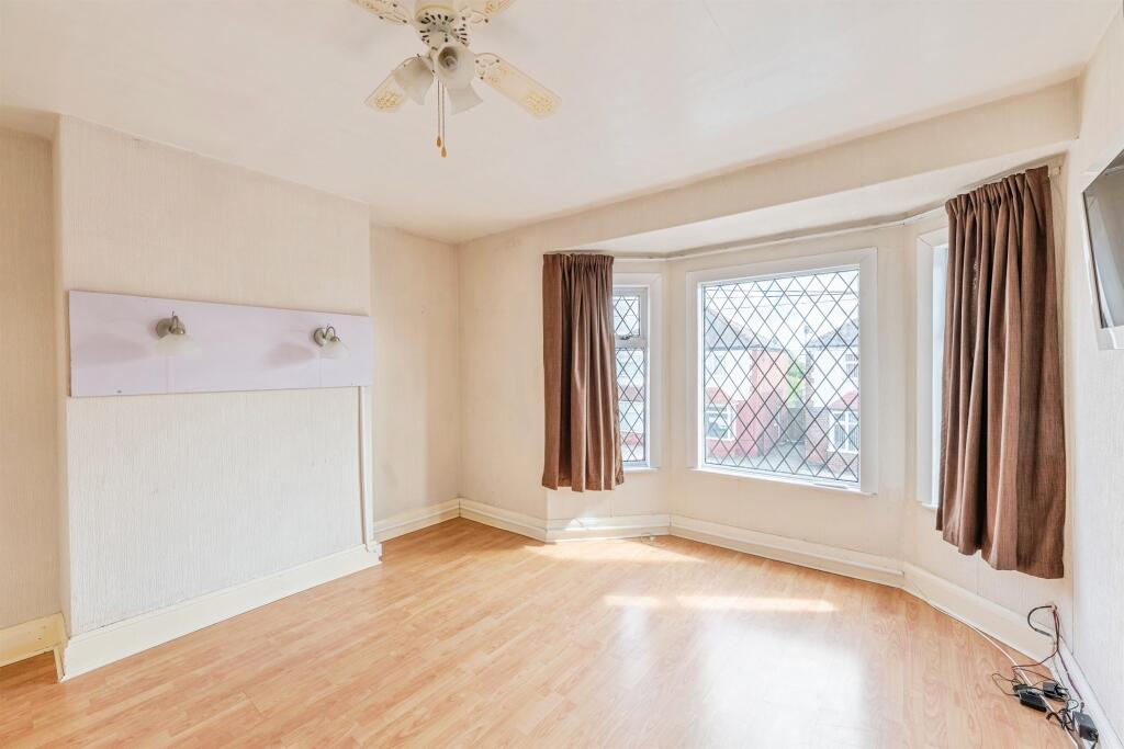 House in Hull, Marfleet - View 5