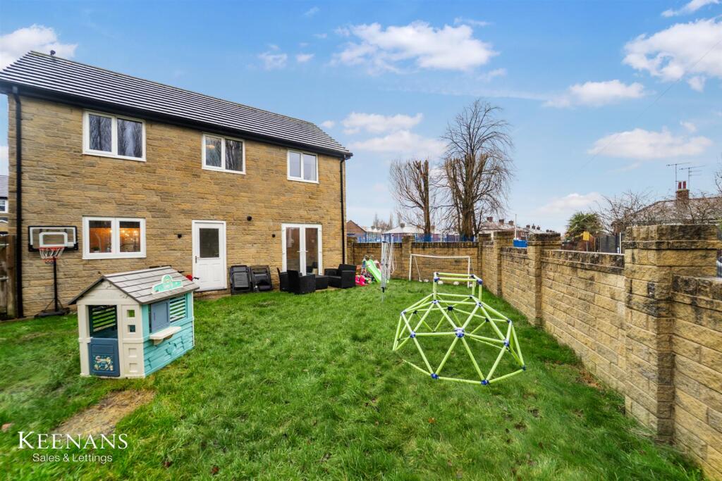 Additional image 12 of Maden Fold Close, Burnley