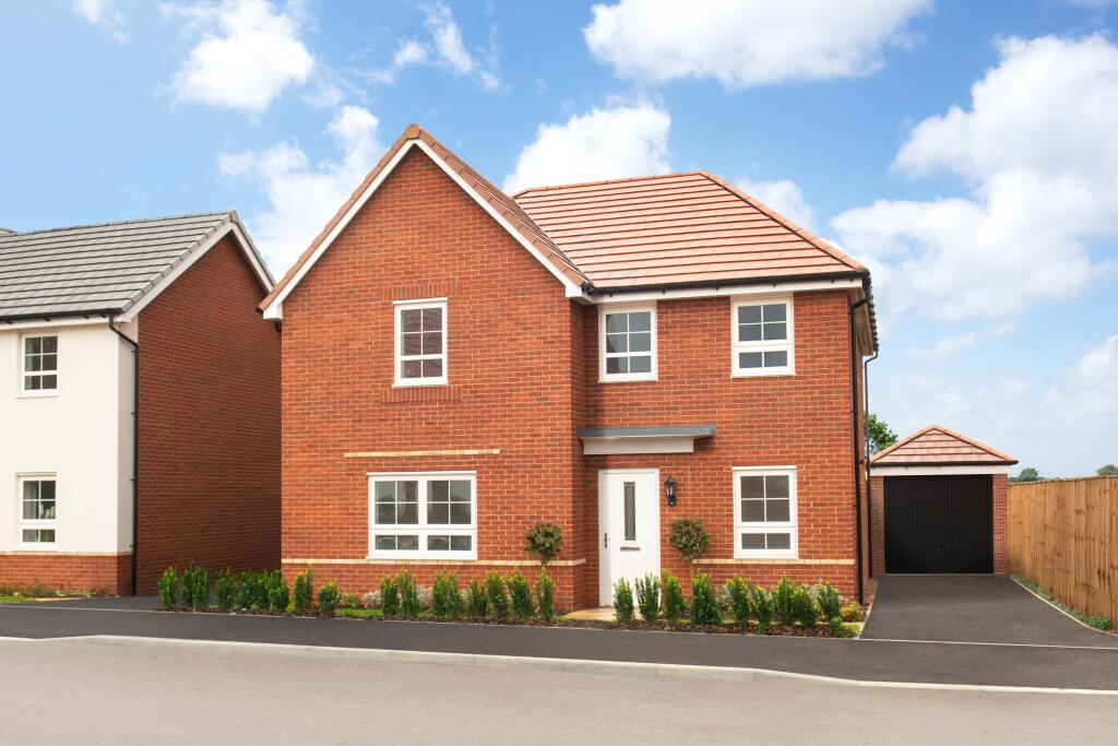 Main image of property: Low Road,
Dovercourt,
Essex,
CO12 3TX