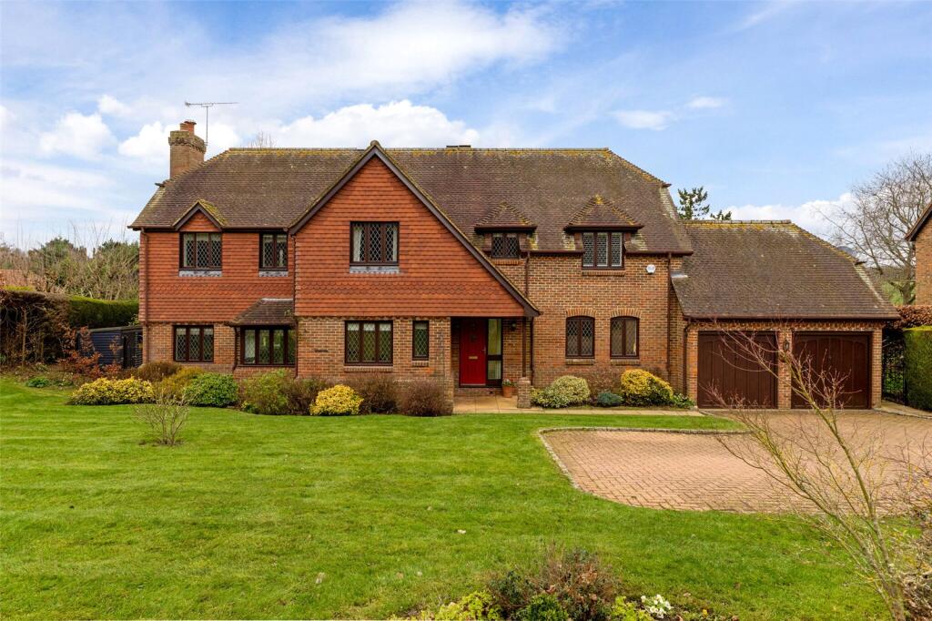 Main image of property: Oaktree House, Upton Grey, RG25