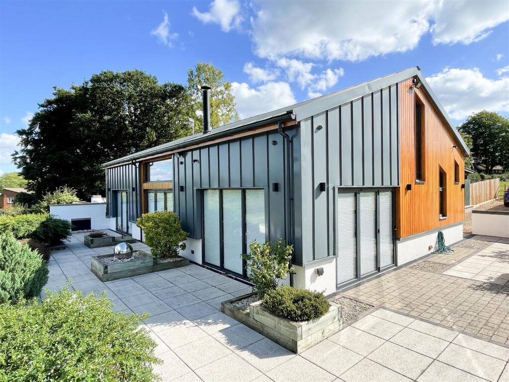 Main image of property: Bossington Lane, Linslade