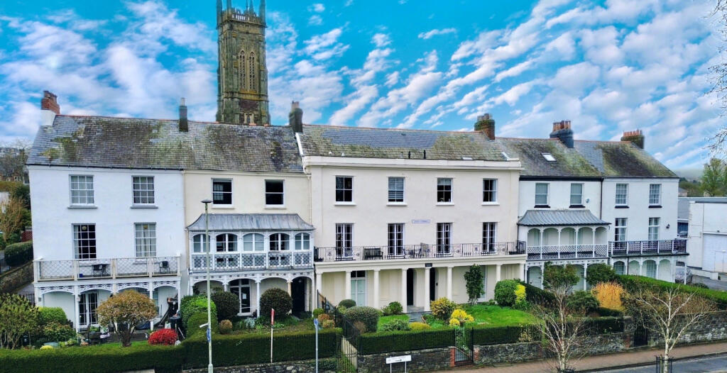 Main image of property: 3-4 Union Terrace, Barnstaple, EX32