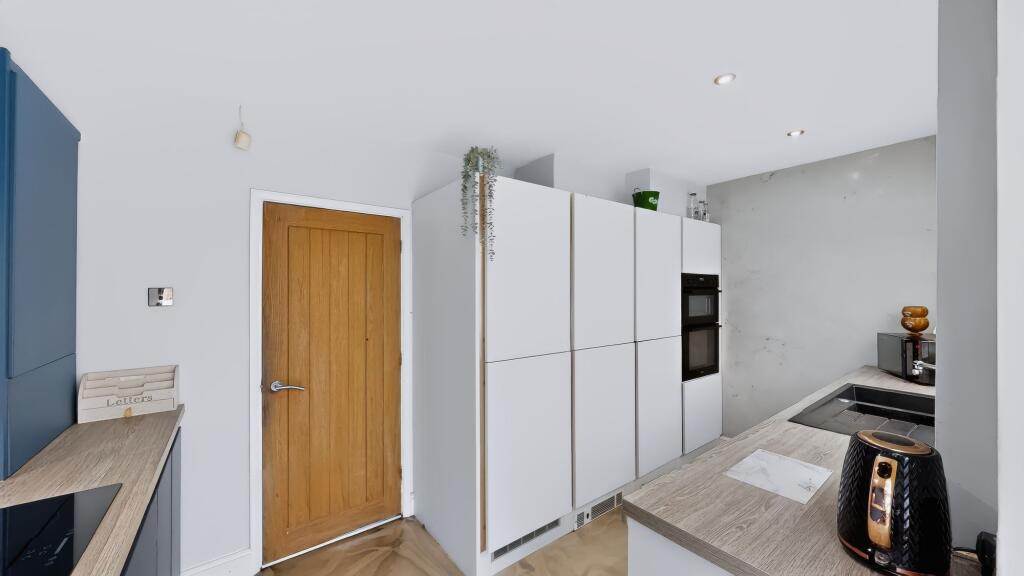 Collins Lane, Westhoughton, BL5 photo 5