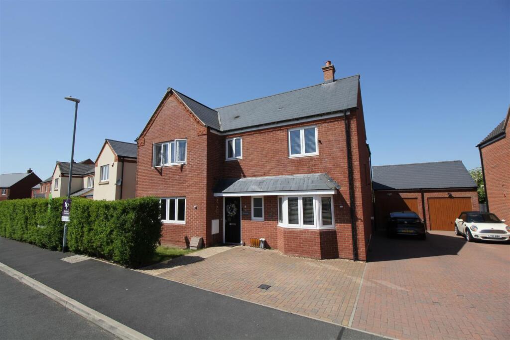 Main image of property: NN9 Buttercup Close, Raunds
