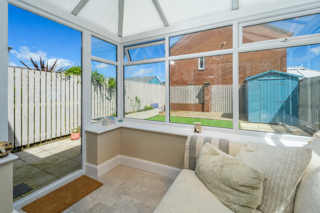 House in Hadston, Shoreland Park, East Chevington - View 3
