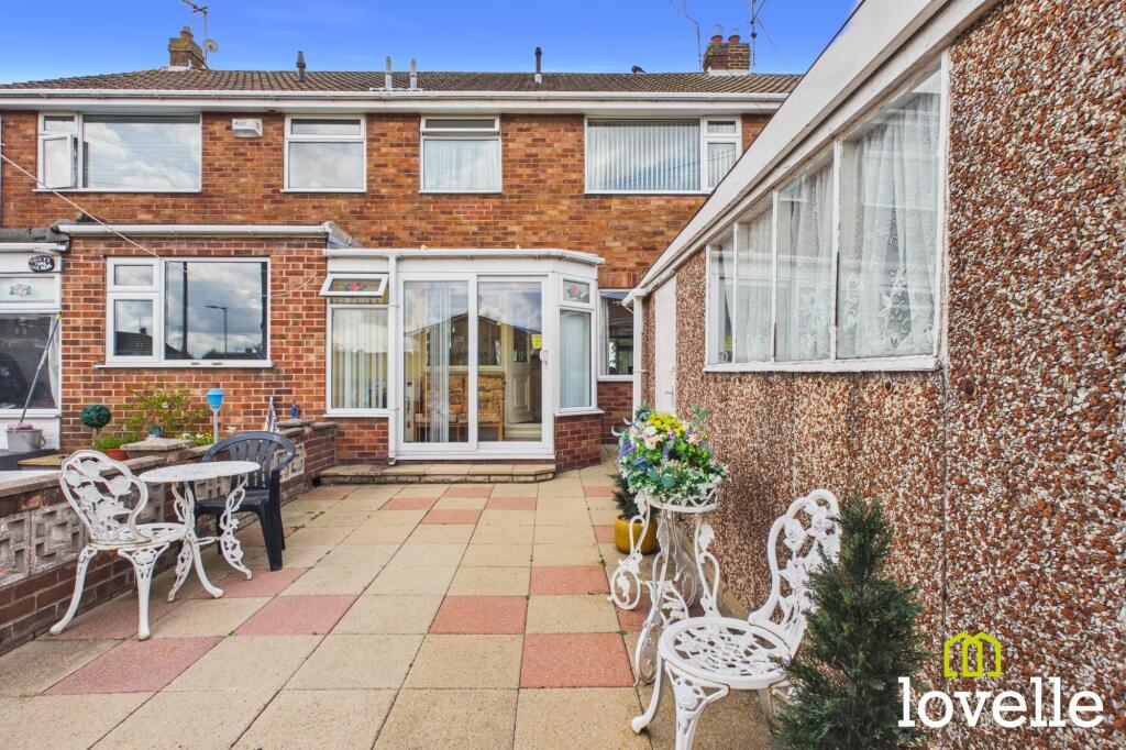 House in Hull - View 4