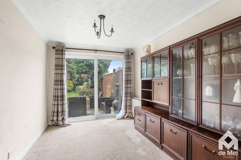 Caernarvon Road, Up Hatherley, Cheltenham, Gloucestershire, GL51 photo 4