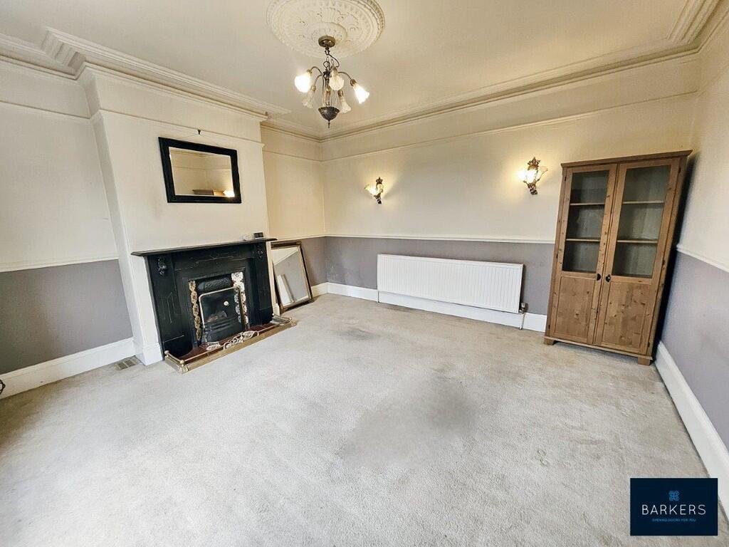 2-bed semi-detached on Blackburn Road, Birstall, £182,500
