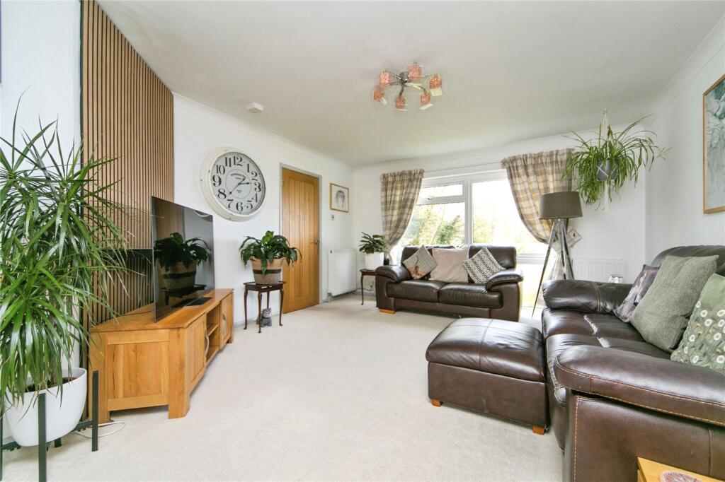 Main image of property: Merton Park, PENMAENMAWR, Gwynedd, LL34