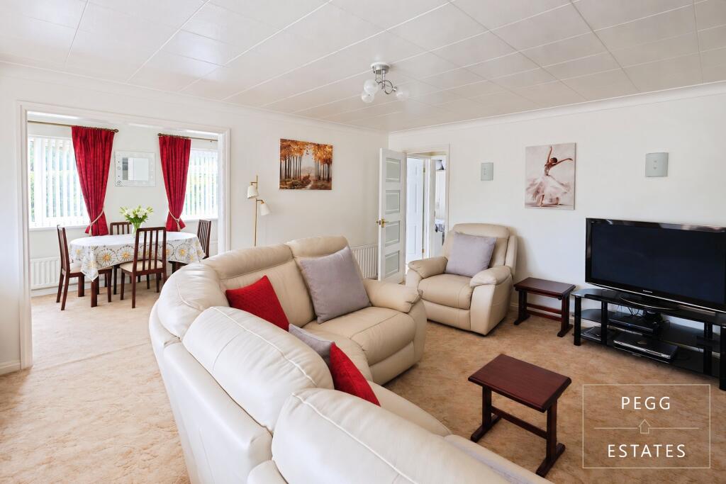 Apartment in Paignton, Roundham - More
