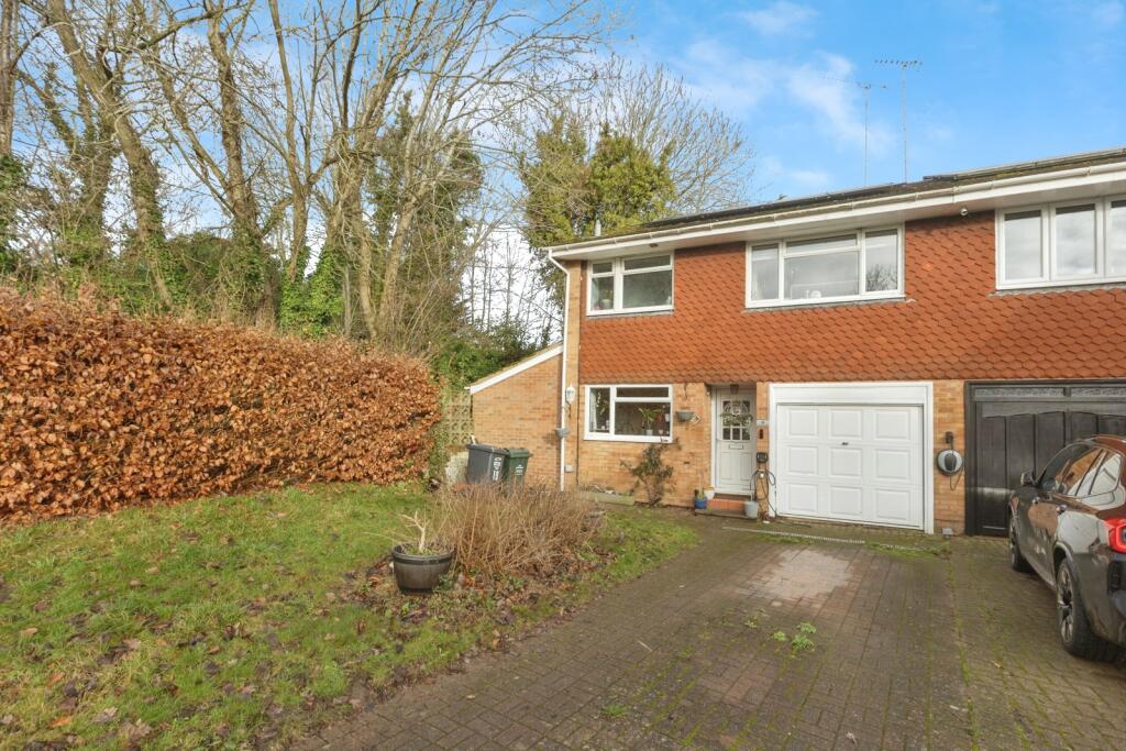 Main image of property: Yew Tree Close, Longfield, Kent, DA3