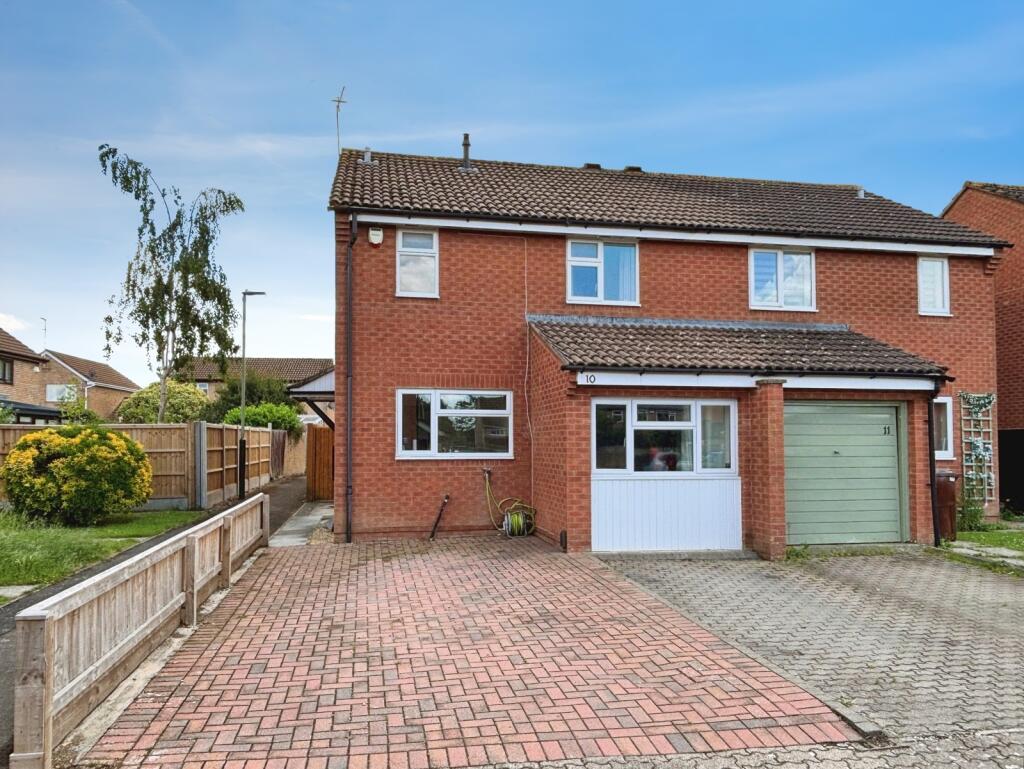 Main image of property: Calverley Mews, Up Hatherley, Cheltenham