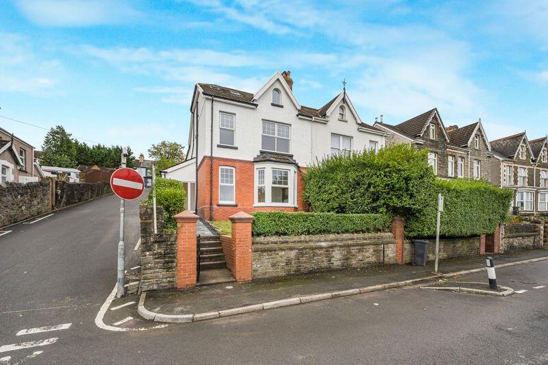 House in Neath, Cimla
