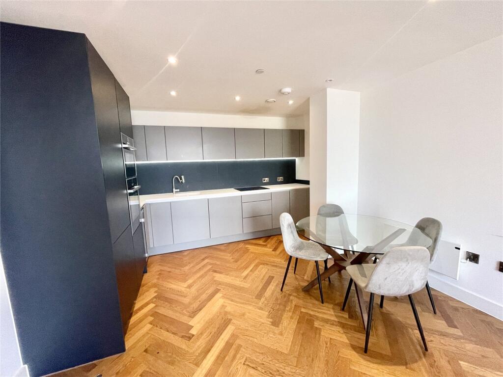 Apartment in Manchester - View 2