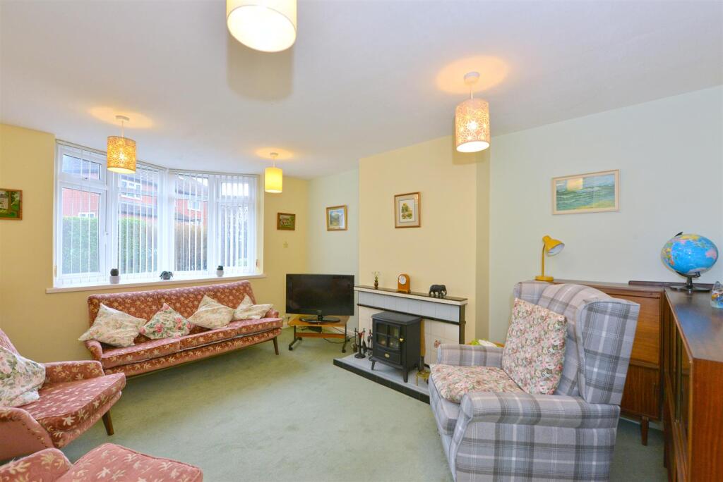 Langford Avenue, Bayston Hill, Shrewsbury photo 2