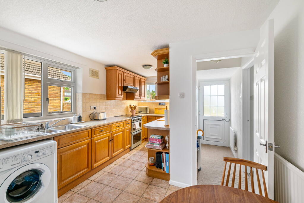 House in Lincoln - View 5