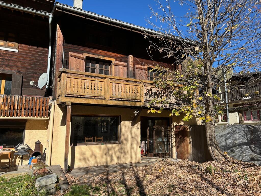 Main image of property: 74400 argentiere