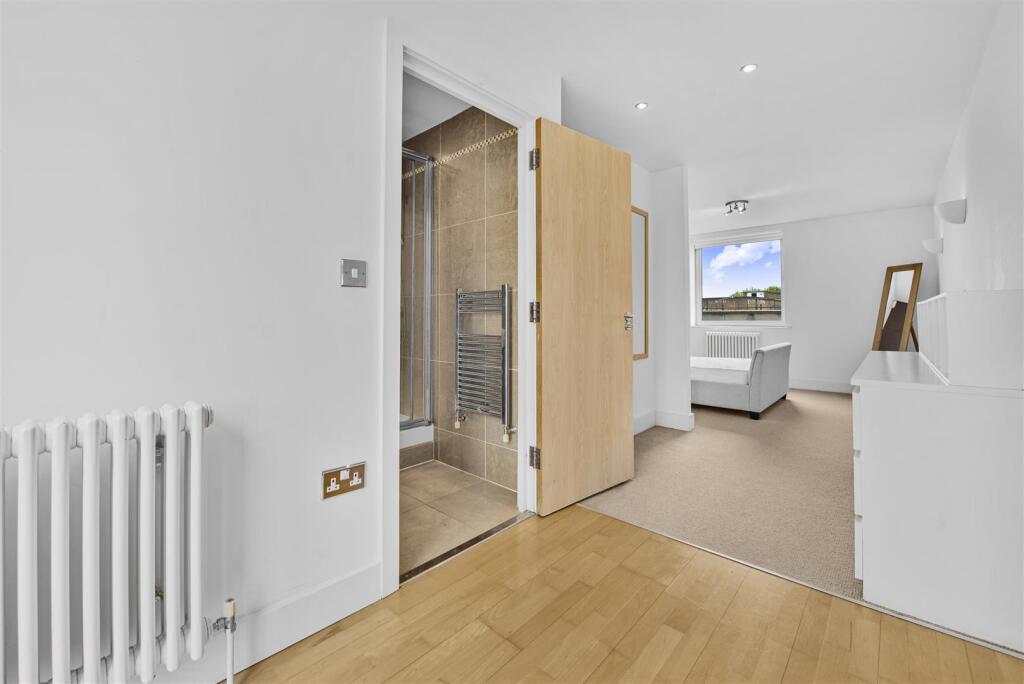 4 bedroom penthouse for rent