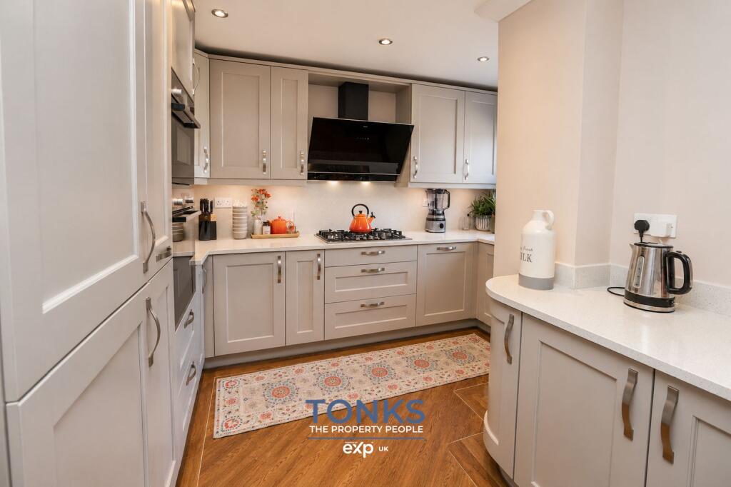Buckingham Road, Rowley Regis, B65 9LE photo 4