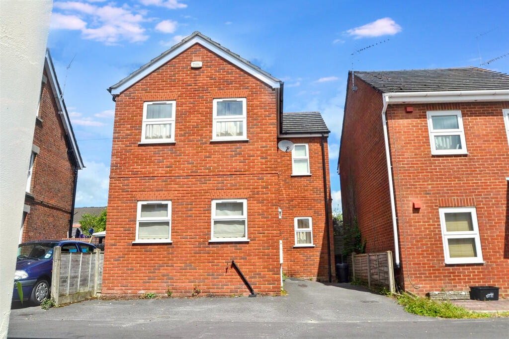 Main image of property: New Street, Ringwood
