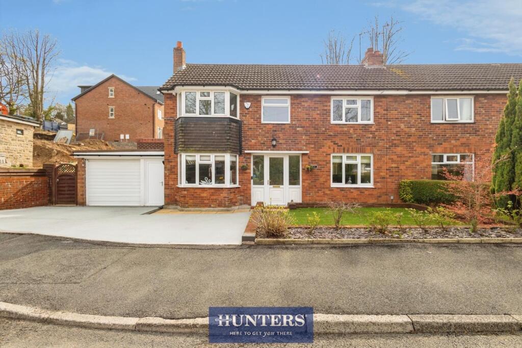 Main image of property: Early Bank, Stalybridge