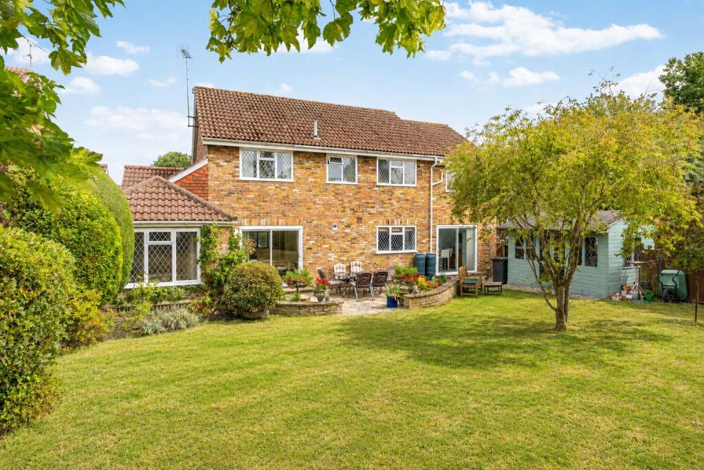 House in Stevenage - View 2