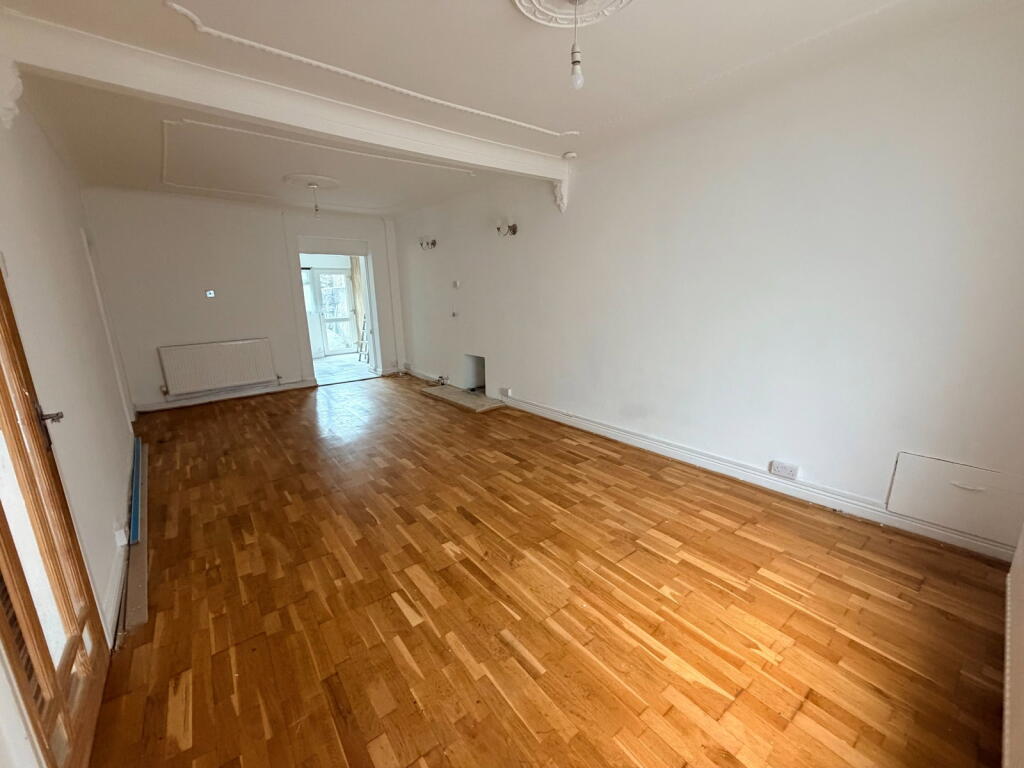 House in Swansea - View 3