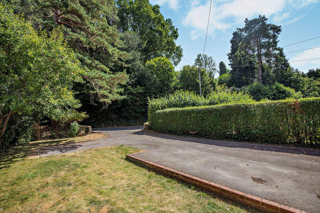House in Guildford, Smoky Hole, Shere - View 4