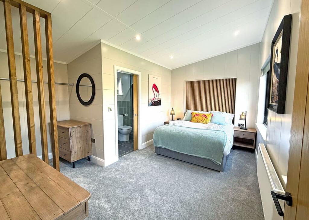 House in Messingham, North Lincolnshire - View 3