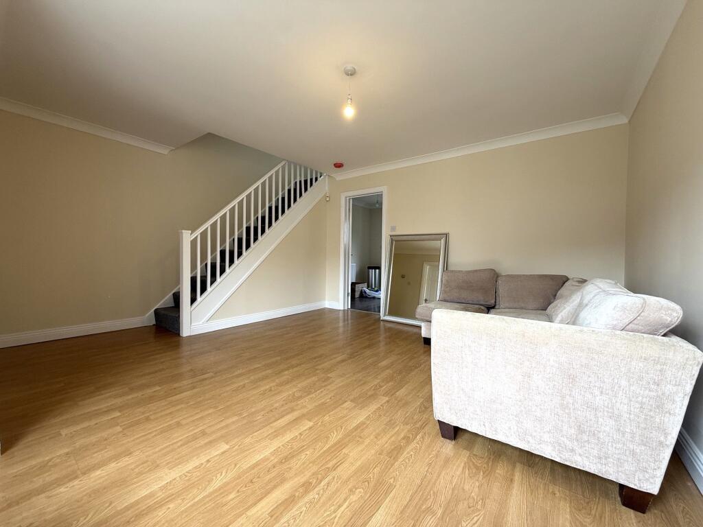 House in Durham - View 3