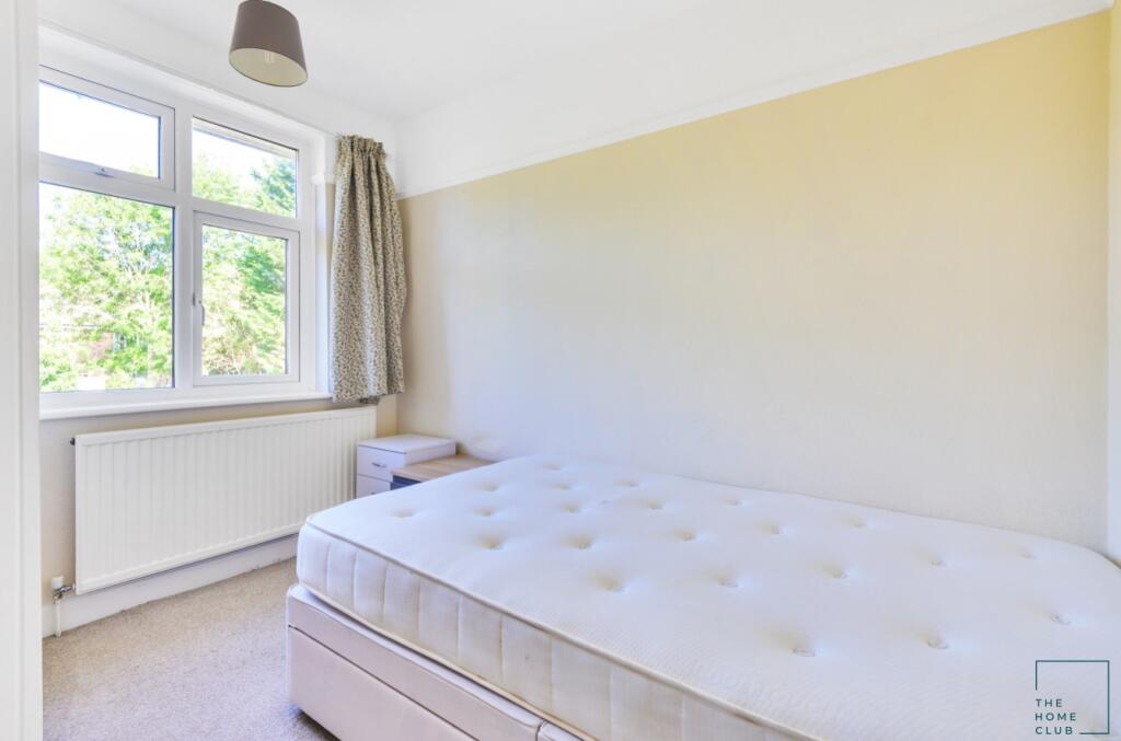 Main image of property: Beckingham Road, Guildford, GU2