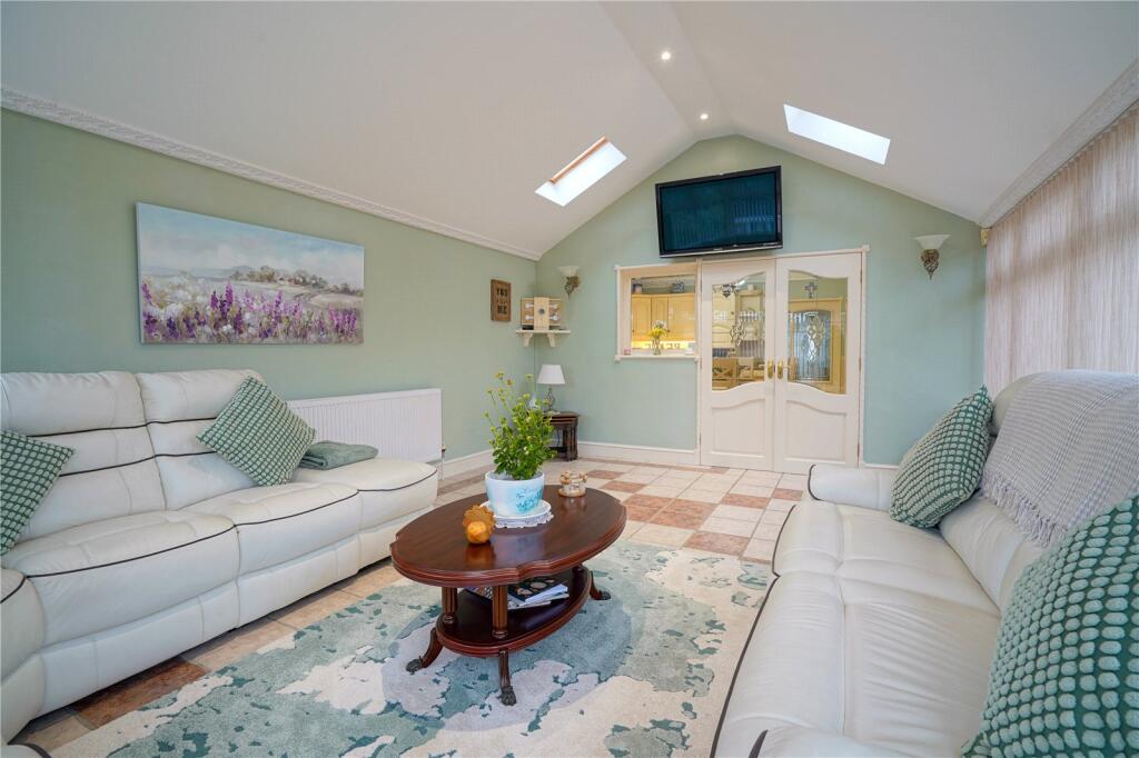 Manor Way, Todwick, Sheffield, South Yorkshire, S26 photo 2