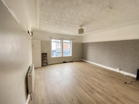 Lounge 1