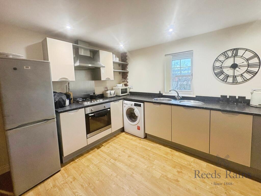 Apartment in Blackburn - More