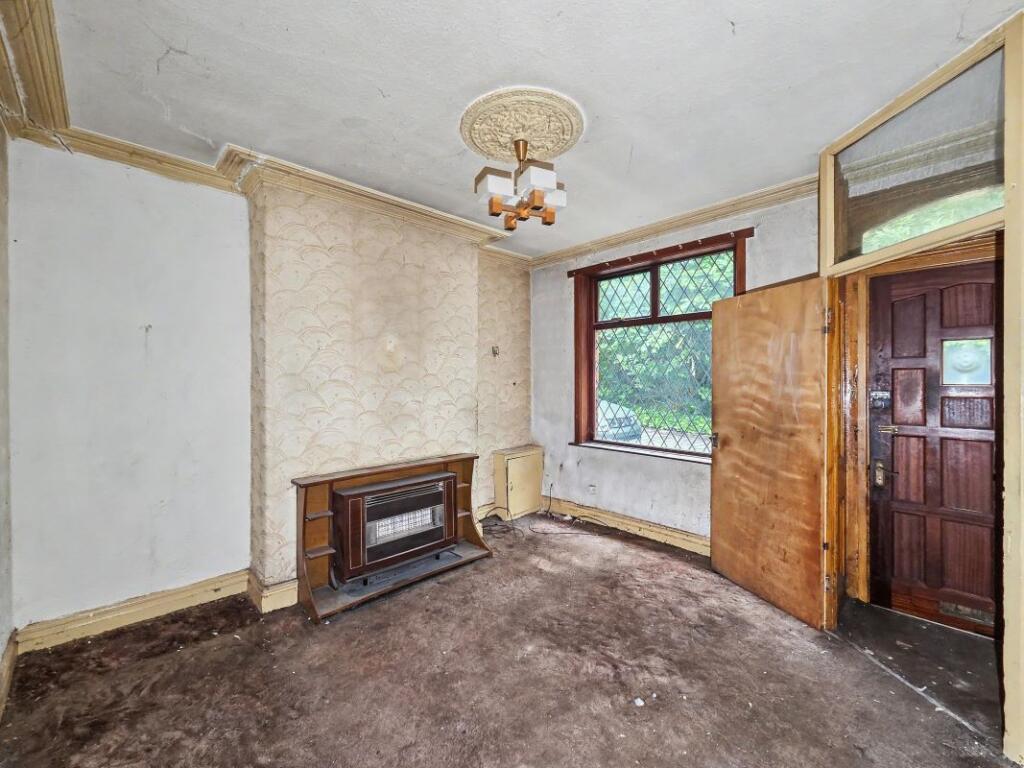 House in Tameside, Greater Manchester - View 4