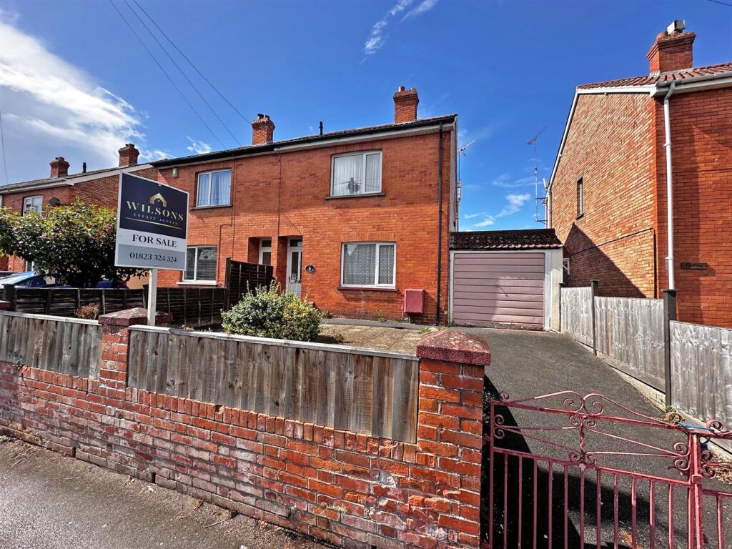 Main image of property: LEYCROFT ROAD - TAUNTON