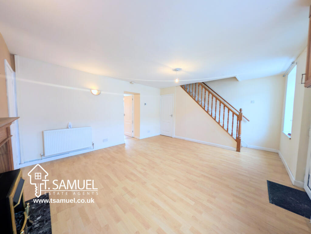 House in Hirwaun - View 3