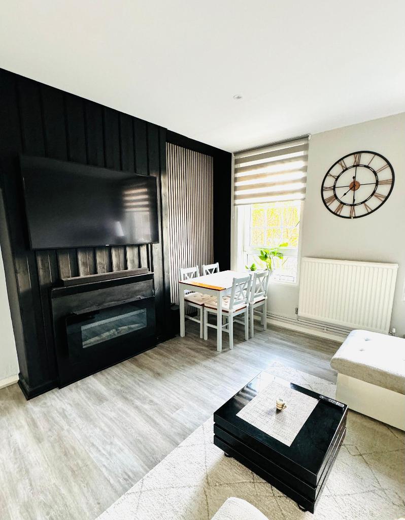 Main image of property: Birchfield Street, London, E14 8EY