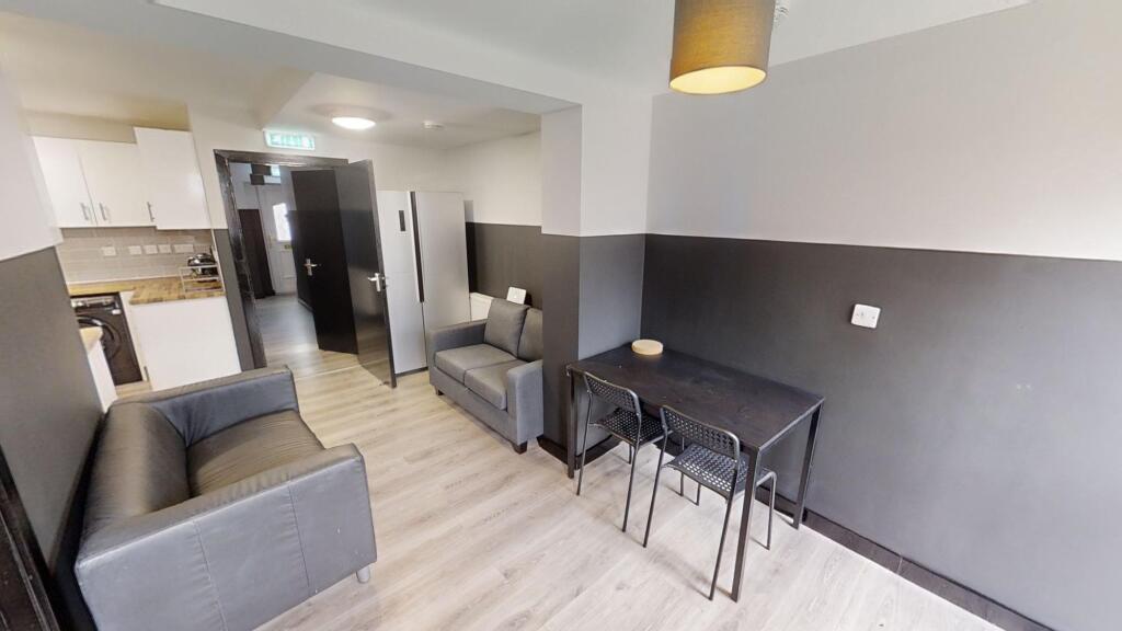 1 bedroom semi-detached house for rent