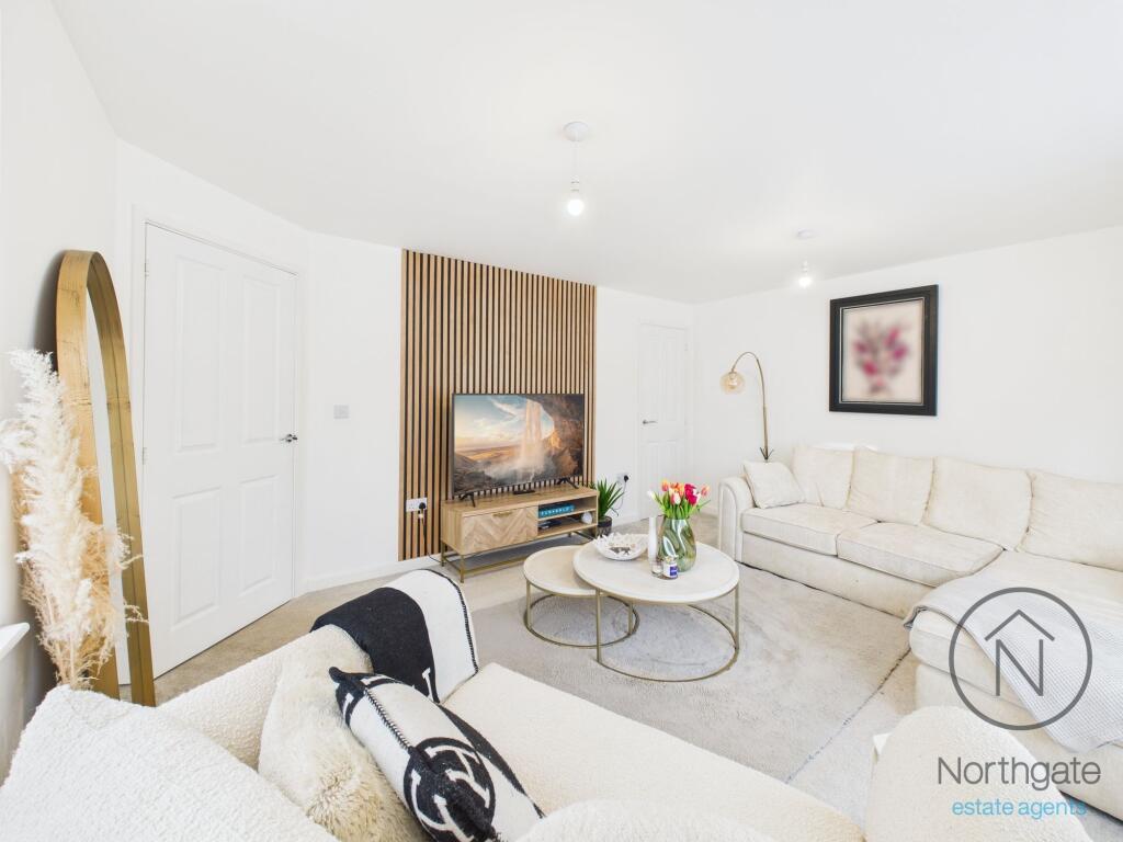 Birch Way, Newton Aycliffe, DL5 photo 2