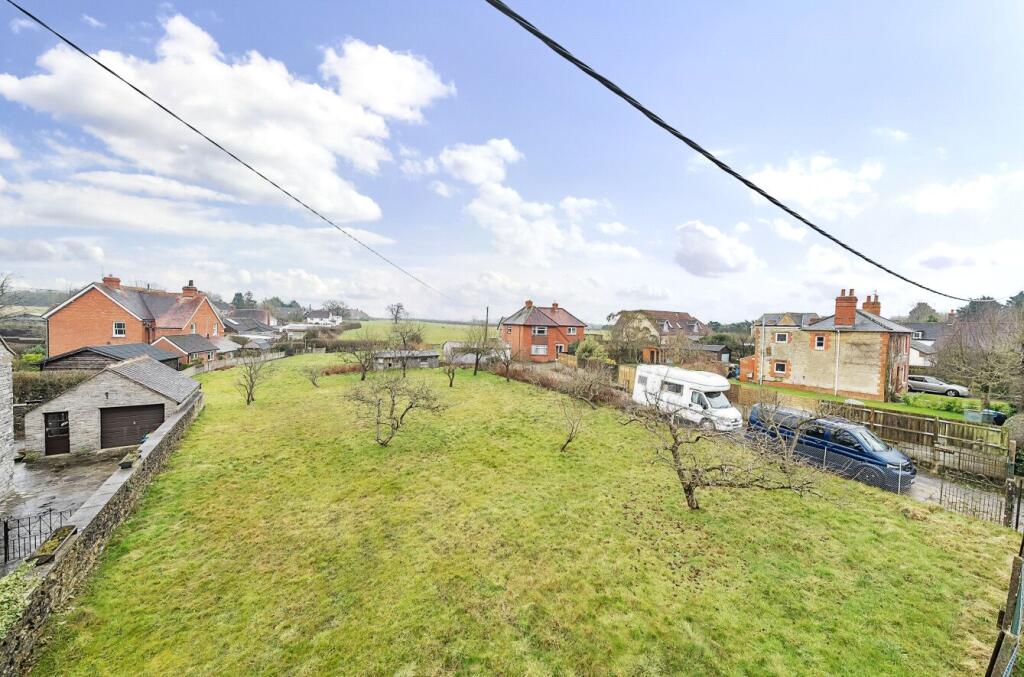 Bay Lane, Gillingham, Dorset, SP8 photo 3