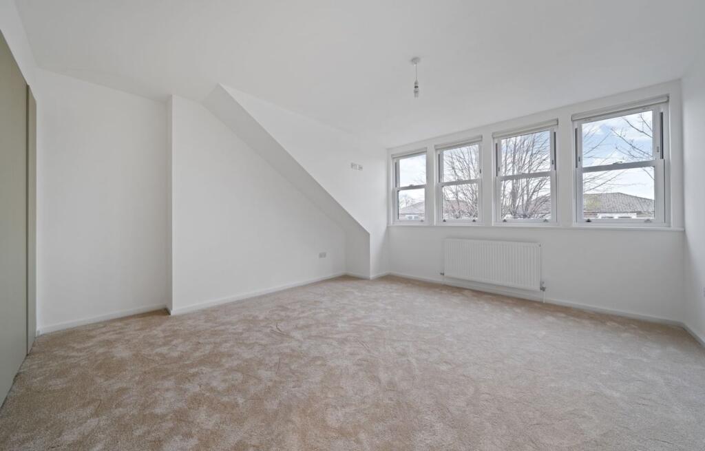 Apartment in London - View 4