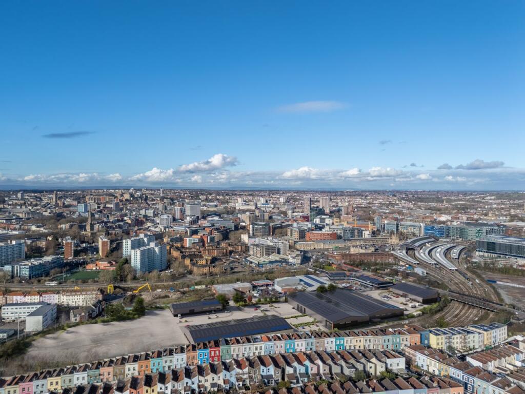 Templegate_View10.jpg