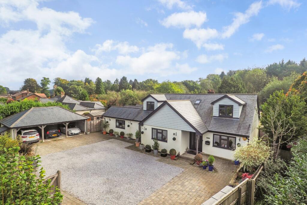 6-bed detached on Hussell Lane, Medstead, Alton, Hampshire, £1,250,000
