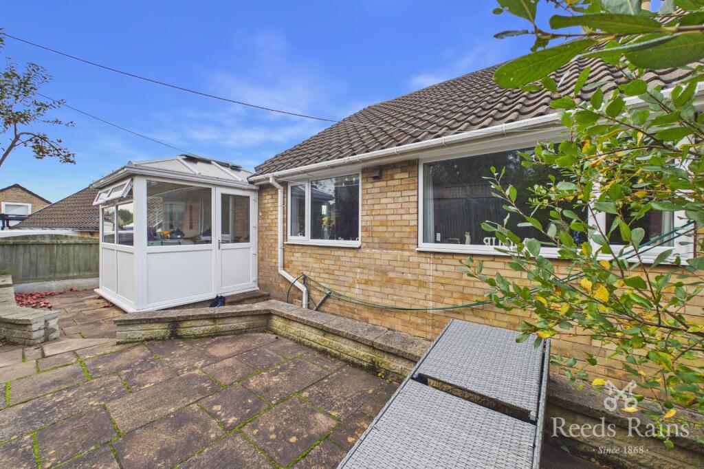 House in Huddersfield - View 4