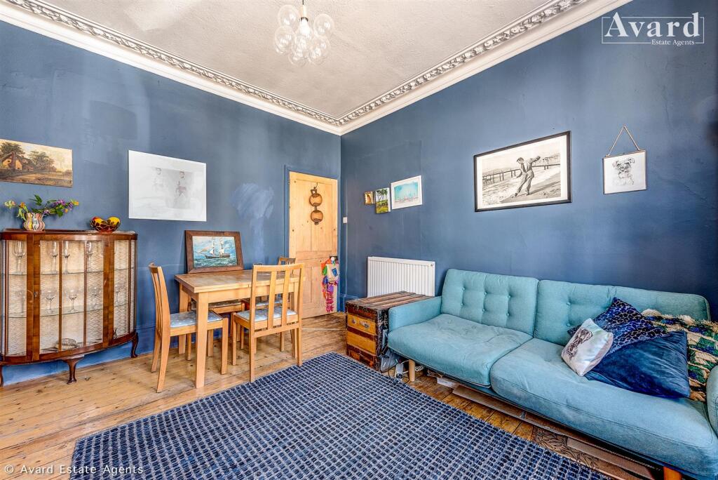 Apartment in Brighton - View 5