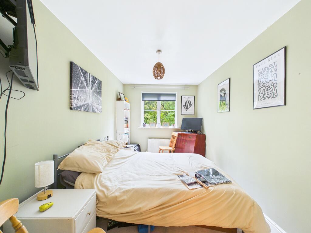 Apartment in Warrington - View 5