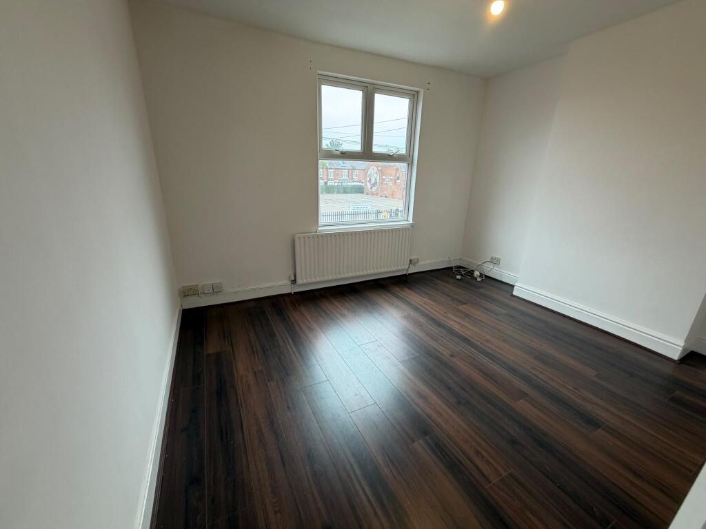 House in Leicester - View 5