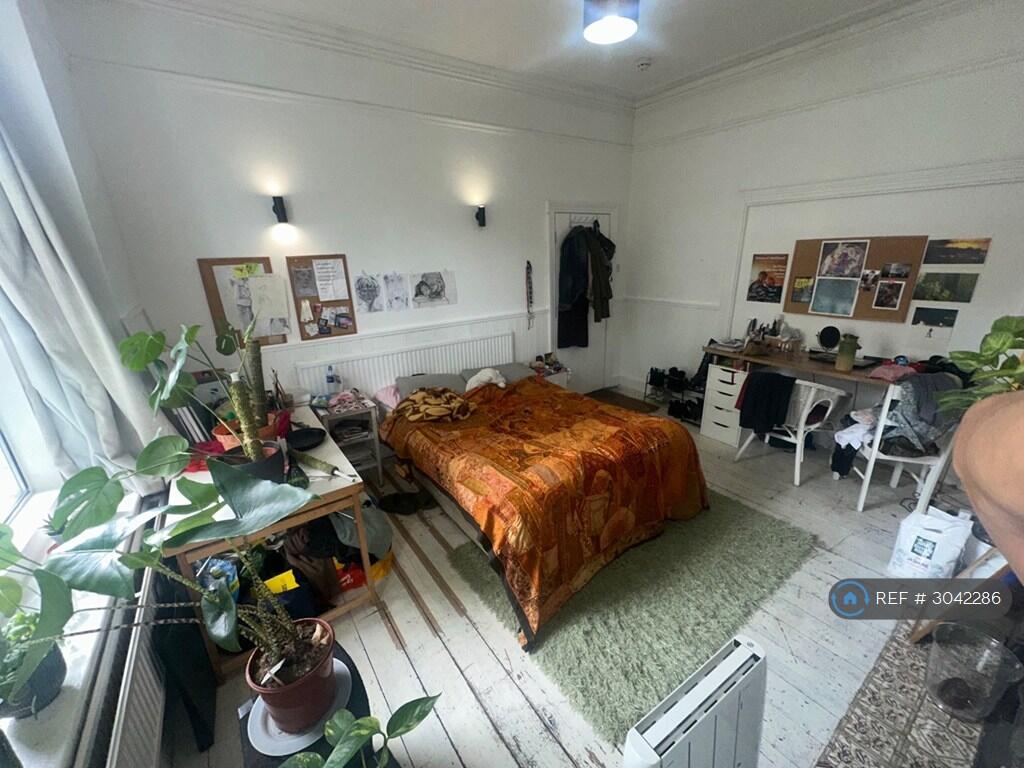 Main image of property: Coldharbour Lane, London, SE5