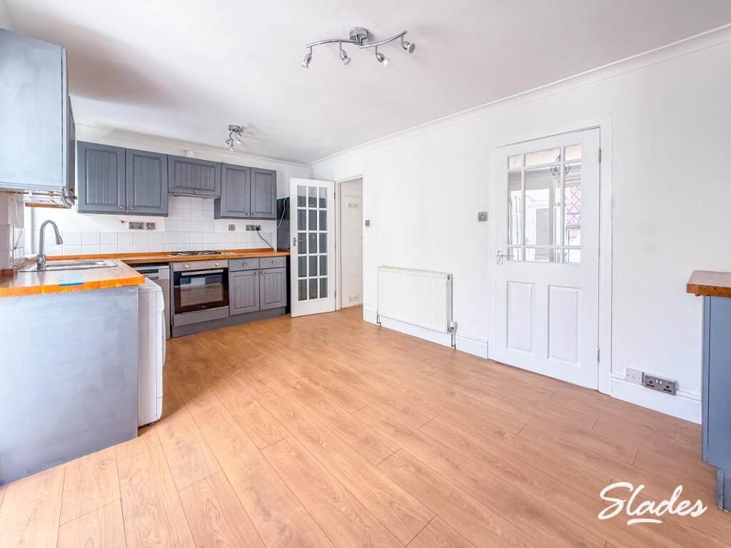 Victoria Road, Bournemouth, Dorset - View 5